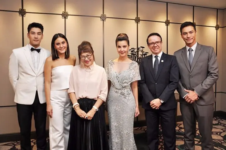 มร. แพทริค มันเธะ ผู้จัดการทั่วไป โรงแรมช...