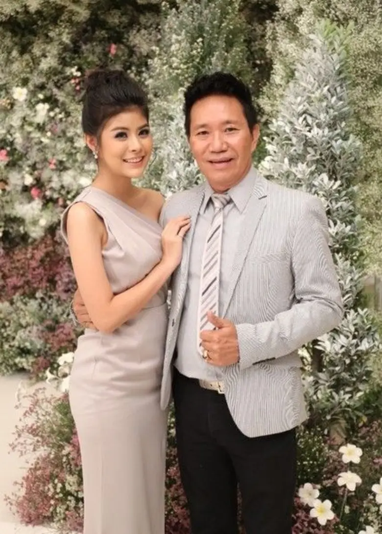 อีกหนึ่งนักร้องสาวลูกทุ่งทายาทศิลปิน ลาดา...