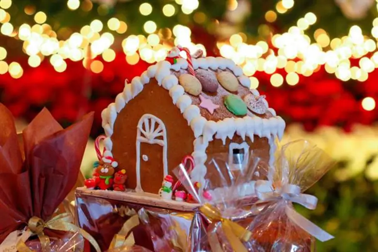 โรงแรมเชอราตัน แกรนด์ สุขุมวิท, เอ ลักซ์ช...