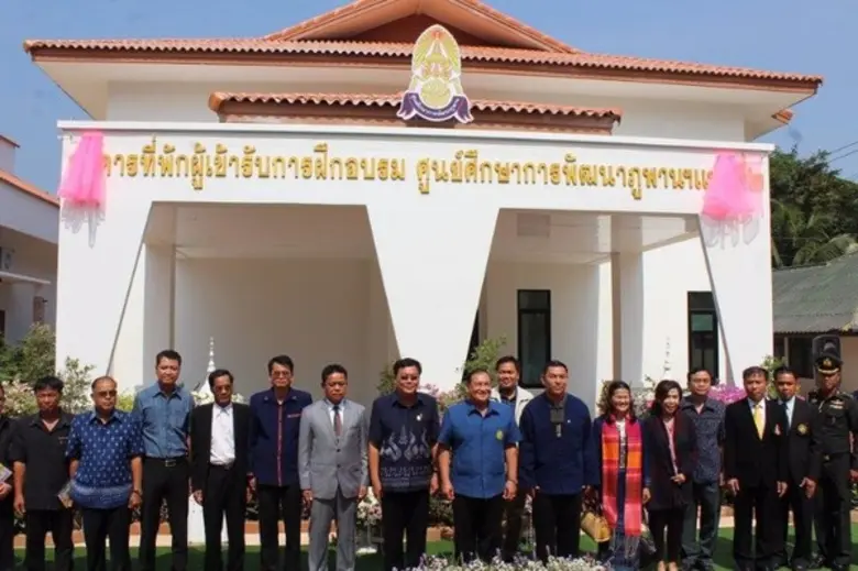 พลเอกปฐมพงศ์ ประถมภัฎ ผู้ช่วยรัฐมนตรีประจ...