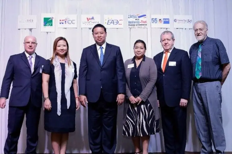 จิรุตถ์ อิศรางกูร ณ อยุธยา (ที่ 3 จากซ้าย...