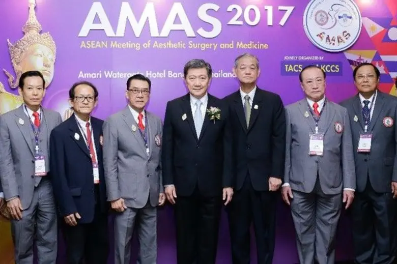 ศ. คลินิก เกียรติคุณ นายแพทย์ ปิยะสกล สกล...