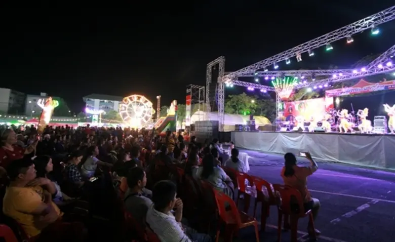 นัมเบอร์วันแลนด์ จัดประกวดหางเครื่องสะบัดช่อในงาน “มหัศจรรย์ของดี 4 ภาค ครั้งที่ 16” อย่างยิ่งใหญ่