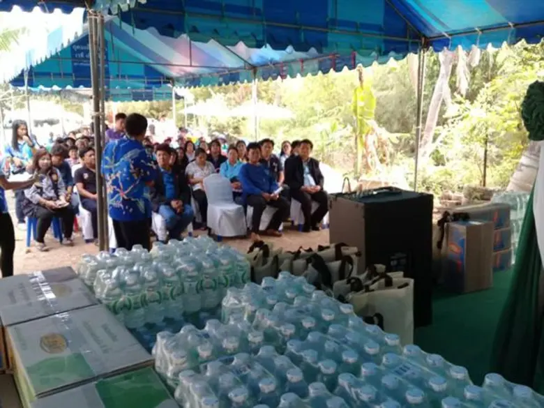 ส.ป.ก.มอบปัจจัยการยังชีพแก่ผู้ประสบภัยน้ำท่วม