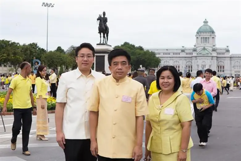 นายปิยกร อภิบาลศรี รองอธิบดีกรมสรรพสามิต ร่วมพิธีทำ...