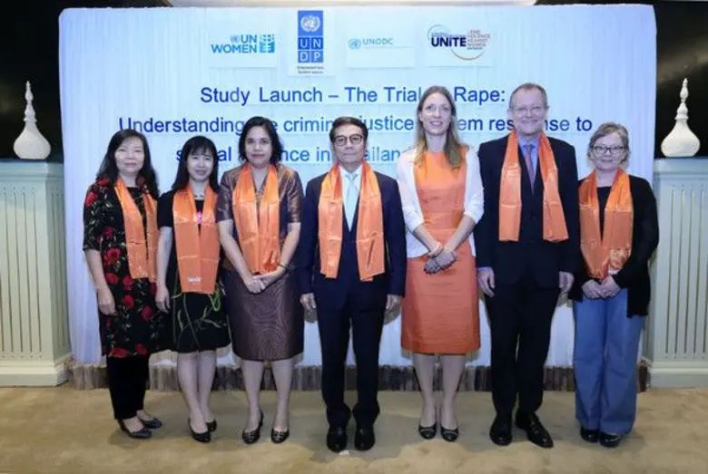 เอกอัครราชทูต อดิศักดิ์ ภาณุพงศ์ ที่ปรึกษ...