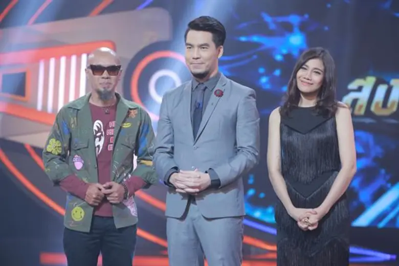 ทุกคนจะถูกกระชากอารมณ์ จาก อี๊ด ราชันร็อก...