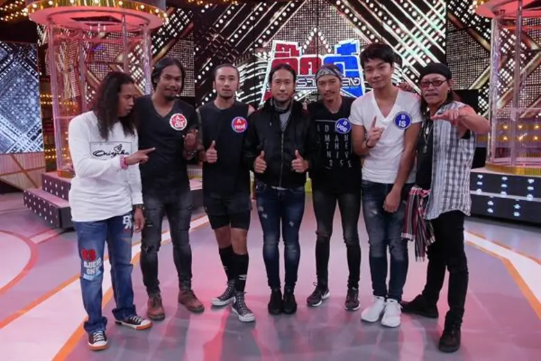 ทีวีไกด์: รายการ “กิ๊กดู๋สงครามเพลงเงาเสียง” เปิดประลองเงาเสียงตูน บอดี้สแลม ขอเป็นอีกแรงชวนแฟนร่วมวิ่งและสมทบทุน“ก้าวคนละก้าว”