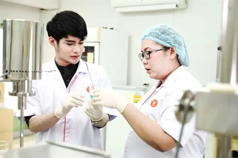 หลังจากประสบความสำเร็จจากการทำตลาดออนไลน์...