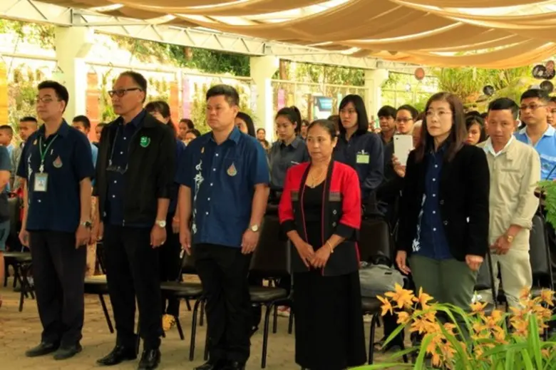 เปิดกิจกรรม “รู้รักษ์กล้วยไม้ถวายพ่อ”