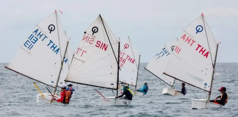 ภูเก็ตคิงส์คัพรีกัตต้าแข่งขันวันที่ 2 ลมแรงต่อเนื่อง เรือไทยไพน์แปซิฟิคขึ้นนำรุ่นพรีเมียร์ ณัฐพงศ์ ยวงงามยังนำในรุ่นท็อปเปอร์