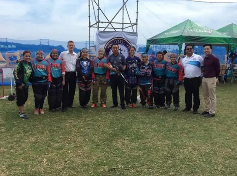 นายสัมฤทธิ์ พงษ์วิรัตน์ (ที่เจ็ดจากซ้าย) ...