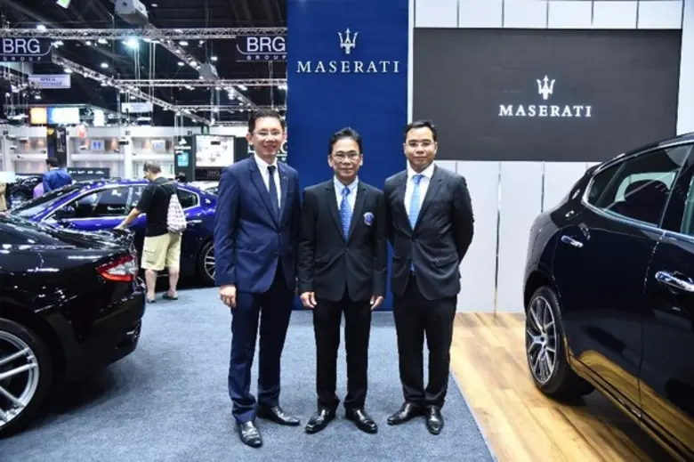 คุณจาตุรนต์ โกมลมิศร์ บริษัท กรังด์ปรีซ์ ...