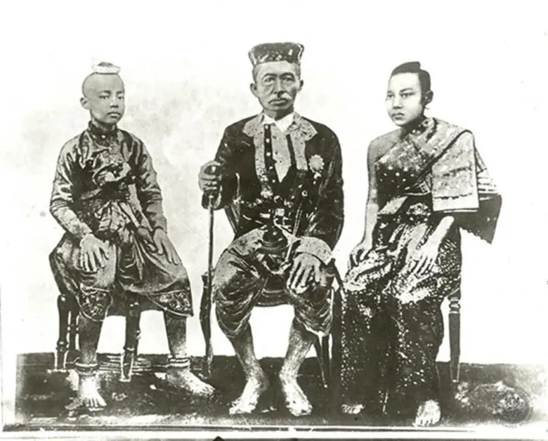 วธ. เผย “ยูเนสโก” ประกาศขึ้นทะเบียน ”ฟิล์มกระจก 35,427 รายการ-ภาพต้นฉบับ 5 หมื่นภาพ” จดหมายเหตุไทยมรดกล้ำค่าสมัย ร.5-ร.6 เป็น”มรดกความทรงจำแห่งโลก” ปี 2560 อย่างเป็นทางการ ปัจจุบันเก็บรักษาไว้ที่หอจดหมายเหตุแห่งชาติ