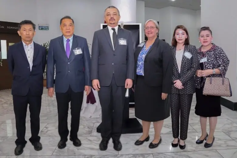 ฯพณฯ มร.อันดรีย์ เบชตา เอกอัครราชทูตยูเคร...