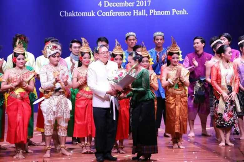 วธ.นำนาฏศิลป์-ดนตรี แลกเปลี่ยนไทย-กัมพูชาสานสัมพันธ์-ความร่วมมือด้านศิลปวัฒนธรรม ขับเคลื่อนกรอบความร่วมมืออาเซียนด้านโบราณคดีใต้น้ำ-พิพิธภัณฑ์-จดหมายเหตุ พร้อมหารือจัด “สวดมนต์ข้ามปี” ไทย-กัมพูชา