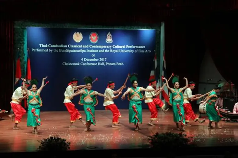 วธ.นำนาฏศิลป์-ดนตรี แลกเปลี่ยนไทย-กัมพูชาสานสัมพันธ์-ความร่วมมือด้านศิลปวัฒนธรรม ขับเคลื่อนกรอบความร่วมมืออาเซียนด้านโบราณคดีใต้น้ำ-พิพิธภัณฑ์-จดหมายเหตุ พร้อมหารือจัด “สวดมนต์ข้ามปี” ไทย-กัมพูชา