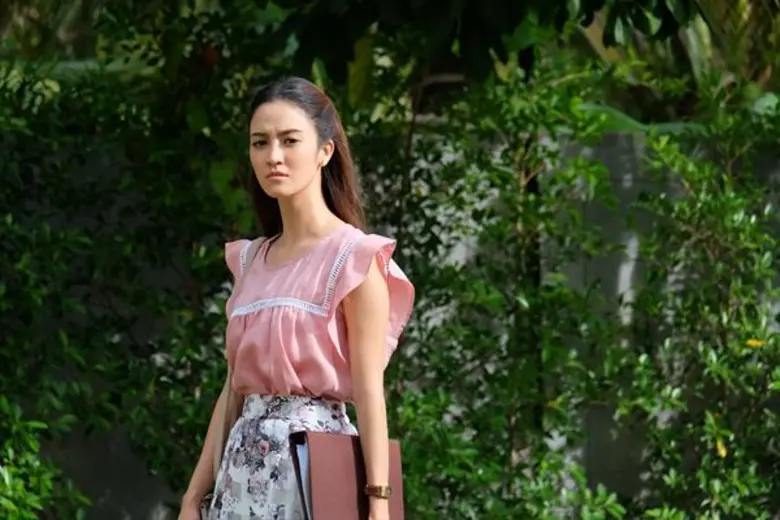 มาแรงแซงทางโค้งกันเลยทีเดียวสำหรับนักแสดง...