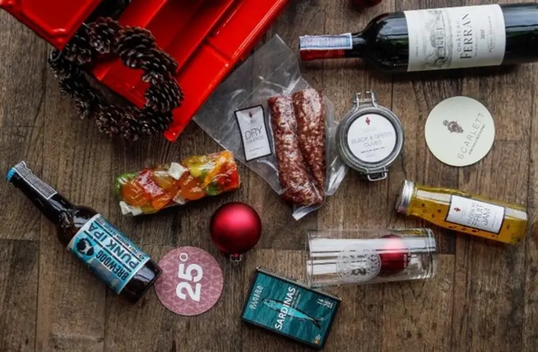 เติมความสุขล้นในเทศกาลปีใหม่นี้ ที่โรงแรมพูลแมน กรุงเทพ จี (สีลม)