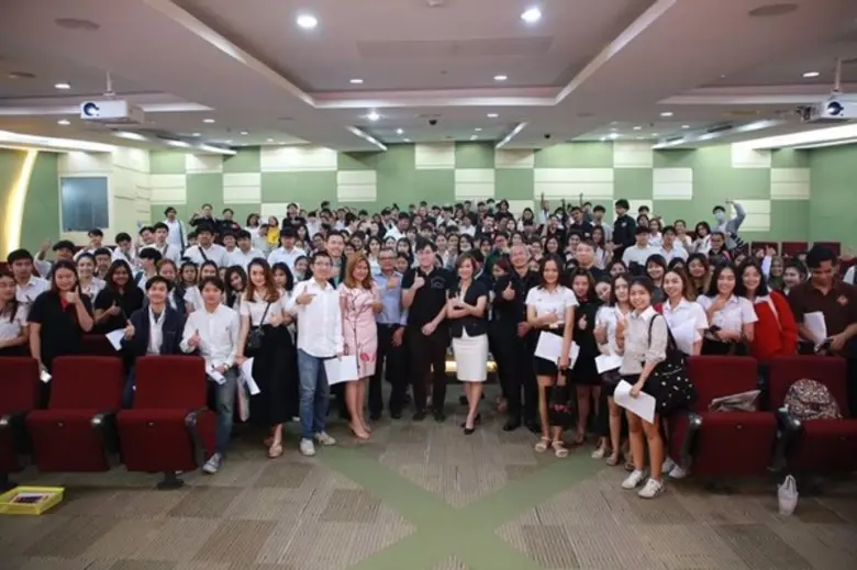 วิทยาลัยโลจิสติกส์และซัพพลายเชน มหาวิทยาล...