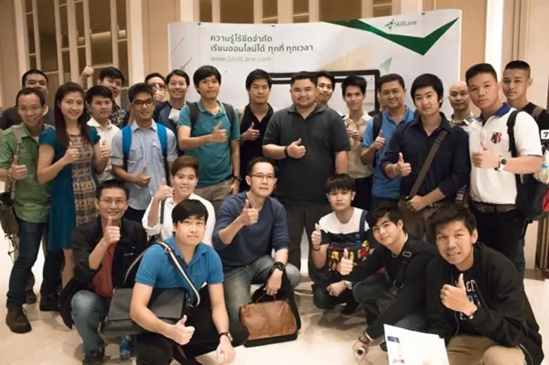 นายธำรงชัย เอกอมรวงศ์ (ครูหยง) นักลงทุนผู...