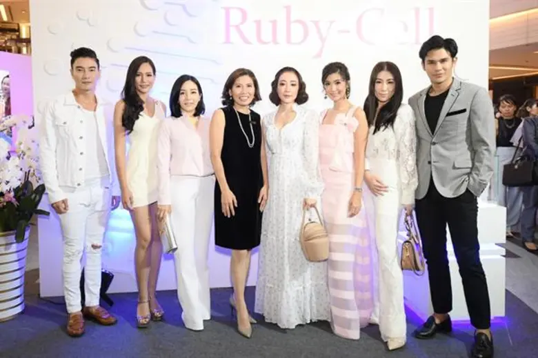 หันไปลุยงานเบื้องหลังอยู่พักใหญ่ทำเอาแฟนๆ บ่นคิดถึง...