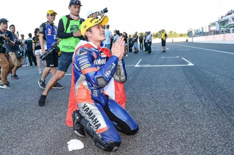 "แสตมป์" อภิวัฒน์ วงศ์ธนานนท์ ดาวบิดไทยจา...