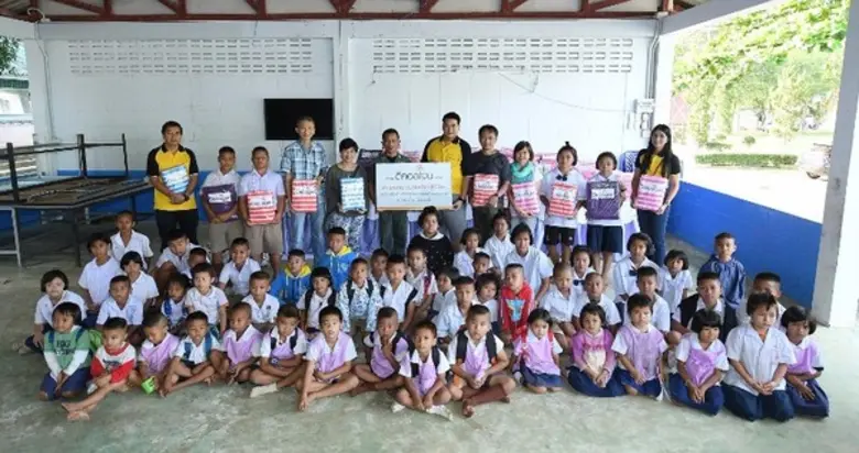 กิจกรรม “หนาวนี้ปลอดภัย ดีคอลเจน มอบน้ำใจอุ่นไอรัก”