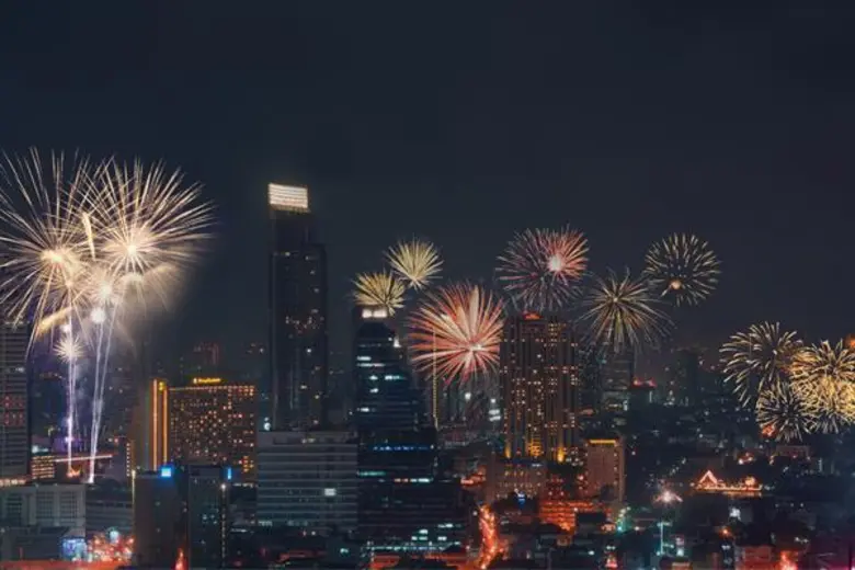 อีกไม่กี่วันก็จะถึงช่วงเวลาแห่งความสุข โร...