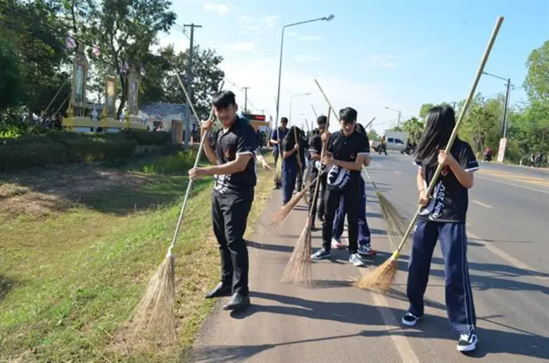 จิตอาสาทำความดีด้วยหัวใจ มทร.อีสาน วิทยาเขตสกลนคร