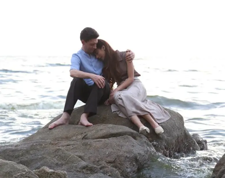 ทีวีไกด์: เรื่องย่อภาพยนตร์เรื่อง  “ ในความรักมีความลับ ......ในความลับมีความรัก” รัก ข้าม เลือด