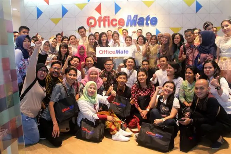 ศรัณย์ เวชสุภาพร นายกสมาคมการค้าธุรกิจศูน...