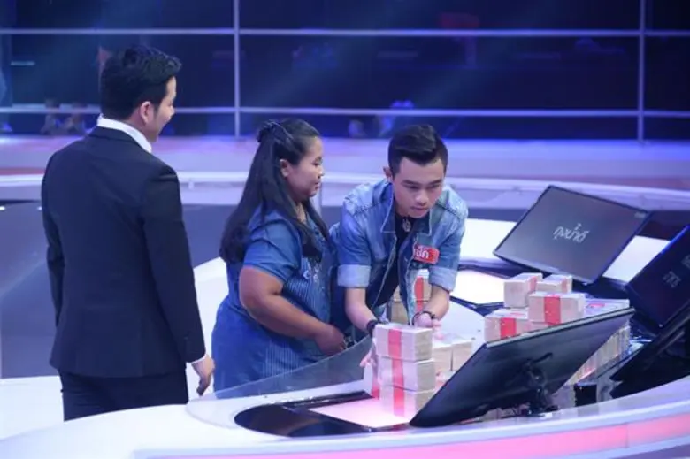 ทีวีไกด์: รายการ “The Money Drop ไทยแลนด์” “แซ็ค ชุมแพ” ถึงคราวซวย เจอคำถามชี้ชะตาอาชีพการเป็นนักร้อง!!!