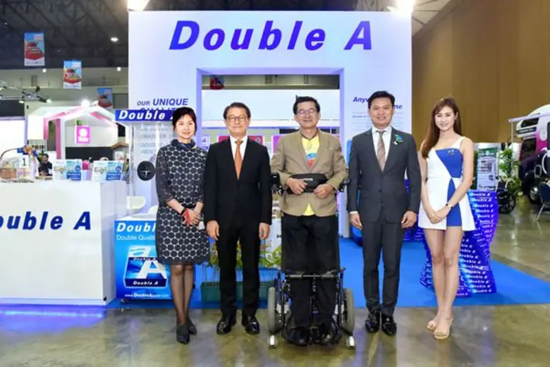 นายโยธิน ดำเนินชาญวนิชย์ (ที่ 2 จากซ้าย) ...