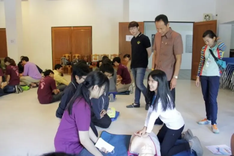 อบรม การช่วยชีวิตขั้นพื้นฐานและการปฐมพยาบาลเบื้องต้นสำหรับผู้ป่วยภาวะผิดปกติที่เกิดจากความร้อน