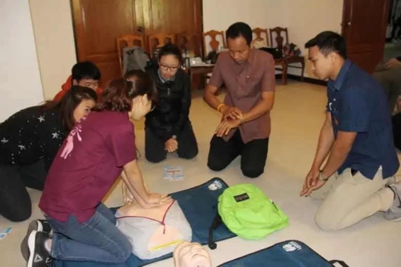 อบรม การช่วยชีวิตขั้นพื้นฐานและการปฐมพยาบาลเบื้องต้นสำหรับผู้ป่วยภาวะผิดปกติที่เกิดจากความร้อน