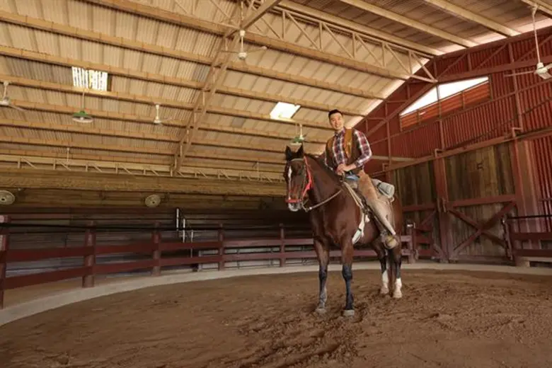 เอาละซิ! จะเกิดอะไรขึ้นเมื่อพิธีกรหนุ่มหล...