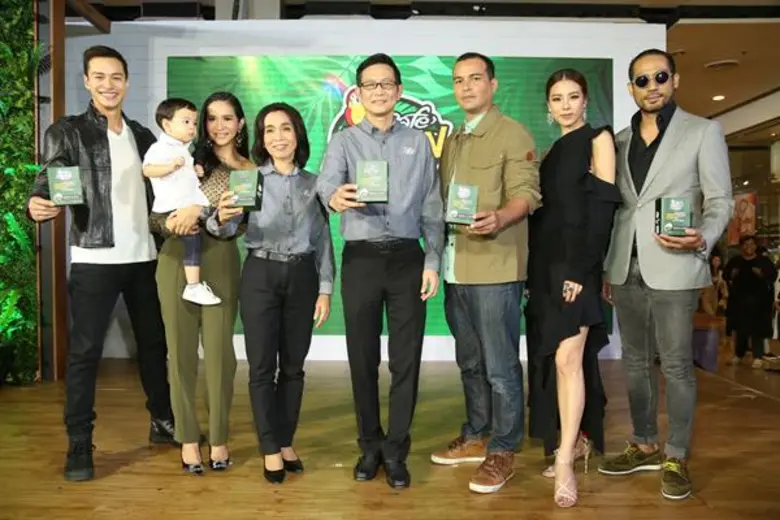 อรรถพล ฤกษ์พิบูลย์ (กลาง) ประธานเจ้าหน้าท...