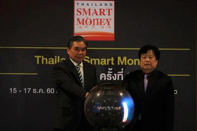 นายอภิศักดิ์ ตันติวรวงศ์ รัฐมนตรีว่าการกร...