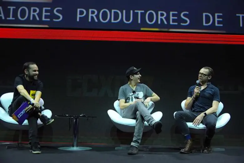 ได้รับความสนใจเป็นอย่างมาก สำหรับสองนักแส...