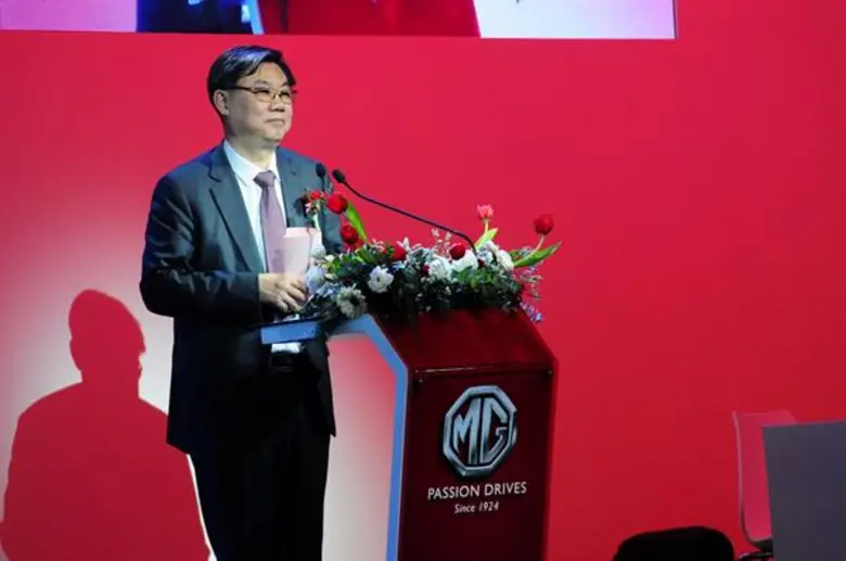 บริษัท เอสเอไอซี มอเตอร์-ซีพี จำกัด และบร...