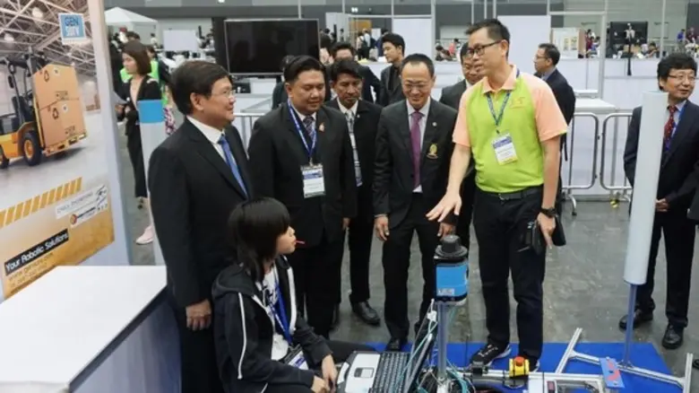 กรมวิทยาศาสตร์บริการ นำหุ่นยนต์ร่วมจัดแสดงโชว์ในงาน Thailand Robotics Week 2017 และการแข่งขันหุ่นยนต์ระดับนานาชาติ RoboCup Asia-Pacific 2017 (RCAP 2017)