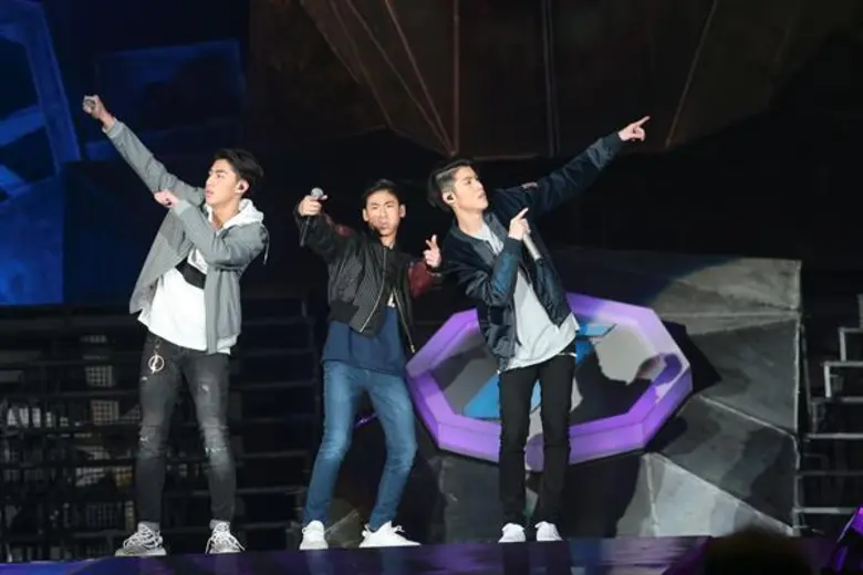 ด้าน 3 เจ้า ดีเอ็นเอสายตรงนับวันยิ่งครบเค...