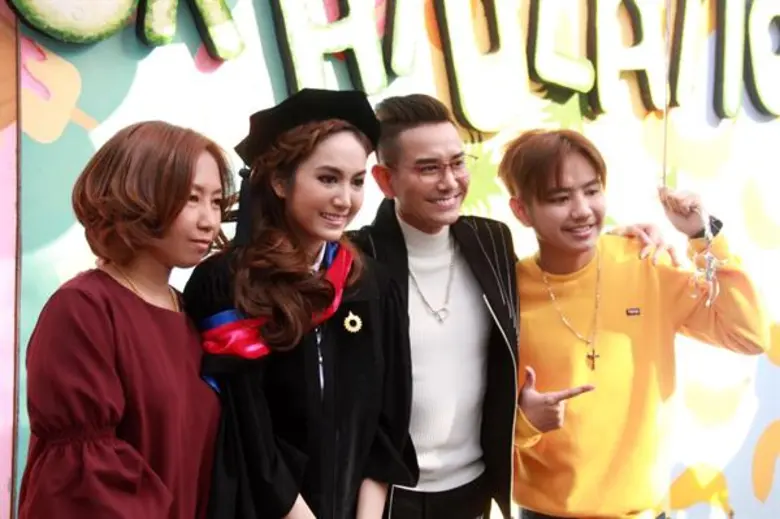 แป้ง พรภัสร์ชนก มิตรชัย ลูกสาวคนสวยของ ไชยา มิตรชัย...