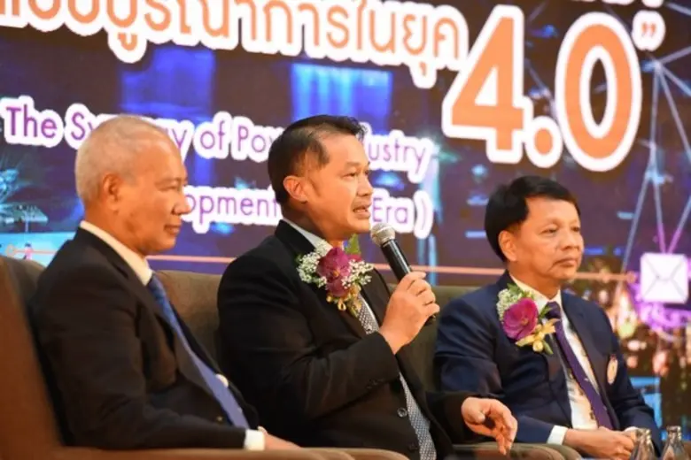 ดร.สุเมธ ตันติเวชกุล เลขาธิการมูลนิธิชัยพ...