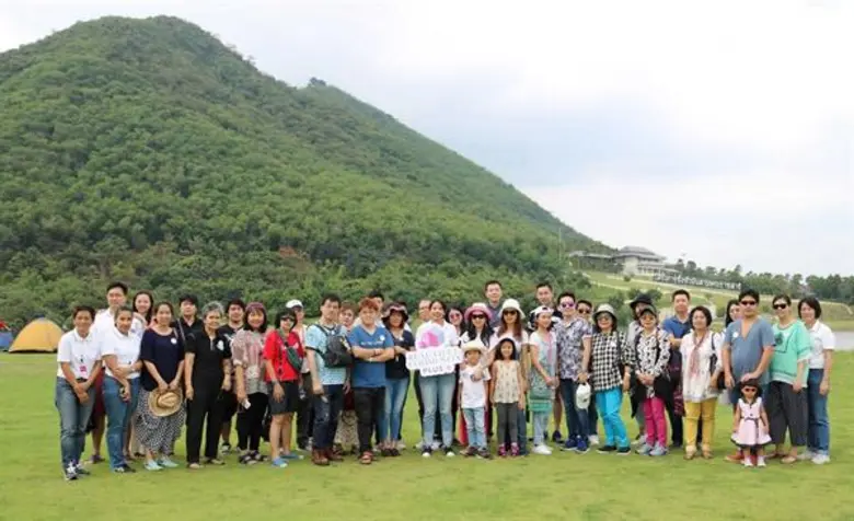 พลัส พร็อพเพอร์ตี้ จัดกิจกรรม HUAHIN FAMILY TRIP “อิ่มบุญ อิ่มอร่อย อิ่มใจ” สานต่อแคมเปญ Beautiful Community เพื่อเติมเต็มความสุขให้ลูกบ้าน