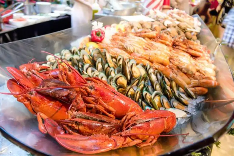 เฉลิมฉลองเทศกาลคริสต์มาสกับคนในครอบครัวของคุณ ที่โรงแรมเชอราตัน แกรนด์ สุขุมวิท