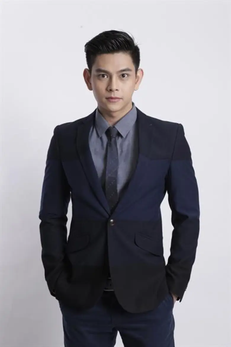 พระเอกสุดฮอตช่อง 8 "เอี๊ยง – สิทธา สภานุช...