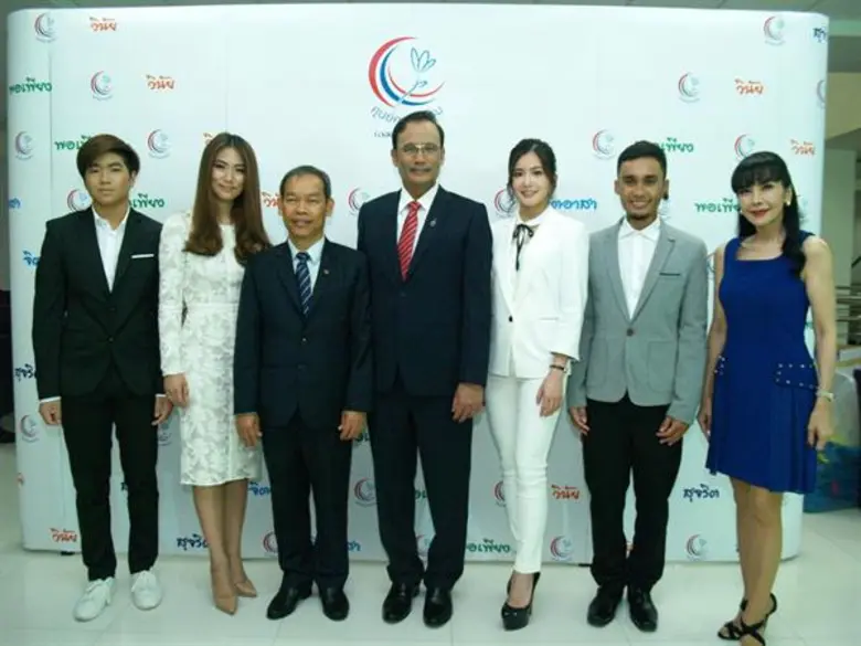 เปิดตัวสนั่นโซเซียล สัญญาแด่พ่อของแผ่นดิน “ขอตอบด้วยการกระทำ” 4 เรื่องราว “เพลง-ชนม์ทิดา” และ “มายด์-ลภัสลัล” ร่วมแจม