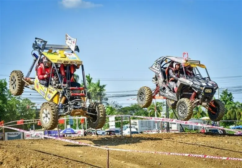 สุดมันออฟโรดสนามสุดท้าย...โดดกันไม่ยั้ง ใ...